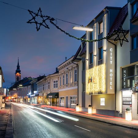 City Hotel Штоккерау Экстерьер фото